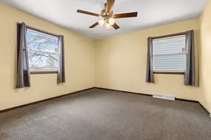 2035 Stornway Dr, Rockford, IL 61107 - Photo 15