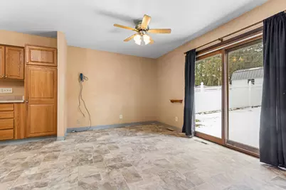 2035 Stornway Drive, Rockford, IL 61107 - Photo 5