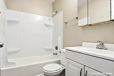 1313 Cherokee Drive, Round Lake Beach, IL 60073 - Photo 11