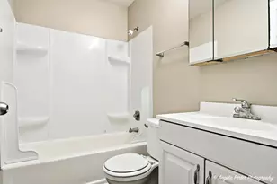 1313 Cherokee Dr, Round Lake Beach, IL 60073 - Photo 11