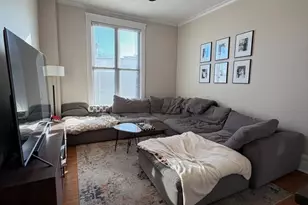 3730 N Sheffield Ave, Chicago, IL 60613 - Photo 3