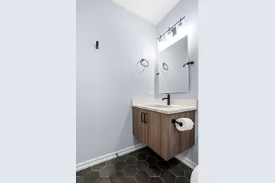 4337 S Berkeley Avenue #2, Chicago, IL 60653 - Photo 17