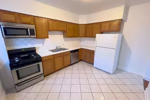 115 E 60th St, Chicago, IL 60637 - Photo 3