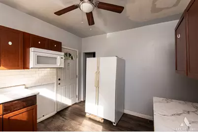 8136 S Manistee Avenue, Chicago, IL 60617 - Photo 13