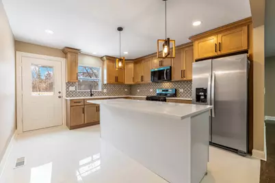 3321 E Red Oak Lane, Crete, IL 60417 - Photo 9