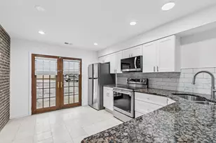 12822 Carriage Ln, Crestwood, IL 60418 - Photo 9