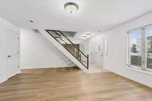 12822 Carriage Ln, Crestwood, IL 60418 - Photo 3