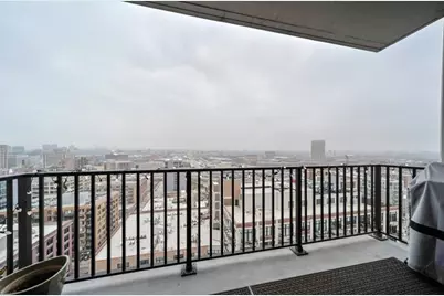 210 S Des Plaines Street #2104, Chicago, IL 60661 - Photo 9