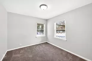 1045 S Columbine Ave, Lombard, IL 60148 - Photo 11