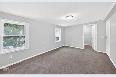 1045 S Columbine Avenue, Lombard, IL 60148 - Photo 7