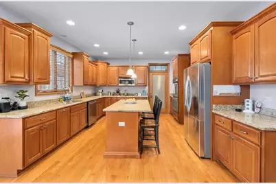 15549 Julies Way, Orland Park, IL 60462 - Photo 7