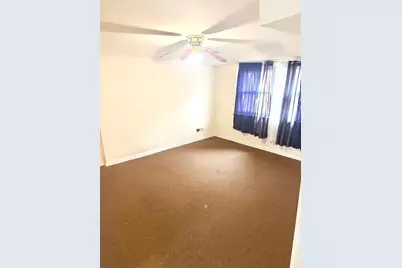 8352 S Phillips Avenue, Chicago, IL 60617 - Photo 15