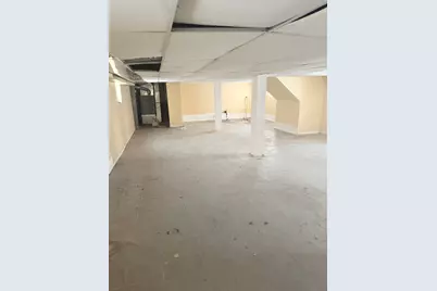 8352 S Phillips Avenue, Chicago, IL 60617 - Photo 19