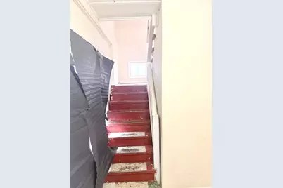 8352 S Phillips Avenue, Chicago, IL 60617 - Photo 13