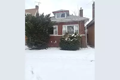 8352 S Phillips Avenue, Chicago, IL 60617 - Photo 1