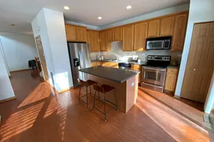 2840 Cattail Ct, Wauconda, IL 60084 - Photo 5