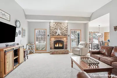 33817 N Fischer Drive, Ingleside, IL 60041 - Photo 9