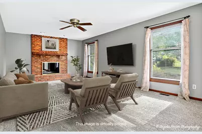 2215 Crystal Circle, Crystal Lake, IL 60012 - Photo 11