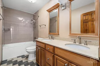 931 Canterbury Drive, Schaumburg, IL 60195 - Photo 31