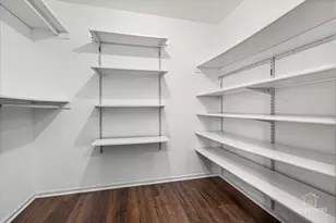 931 Canterbury Dr, Schaumburg, IL 60195 - Photo 27