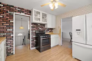 34 S Chestnut Ct, Glenwood, IL 60425 - Photo 5