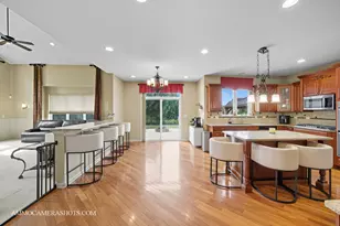 1142 Deerpath Rd, Aurora, IL 60506 - Photo 9