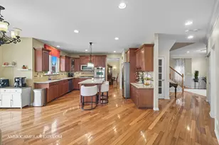 1142 Deerpath Rd, Aurora, IL 60506 - Photo 11