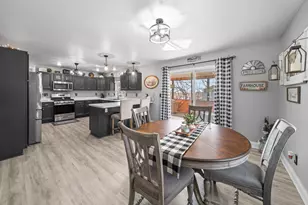 954 Holiday Dr, Lake Holiday, IL 60548 - Photo 7