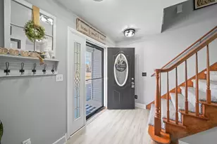 954 Holiday Dr, Lake Holiday, IL 60548 - Photo 3