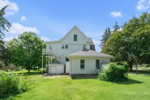 205 S Gage St, Somonauk, IL 60552 - Photo 3