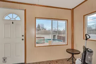 9857 S Hamlin Ave, Evergreen Park, IL 60805 - Photo 23