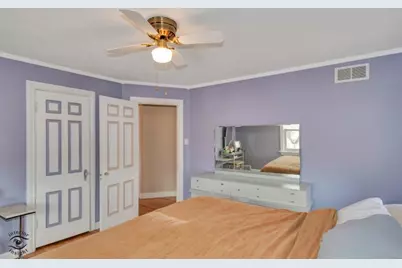 9857 S Hamlin Avenue, Evergreen Park, IL 60805 - Photo 19