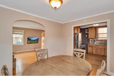 9857 S Hamlin Avenue, Evergreen Park, IL 60805 - Photo 13