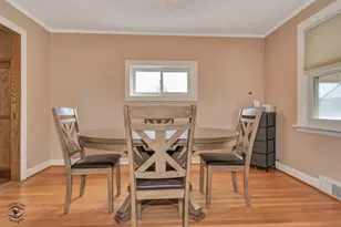 9857 S Hamlin Ave, Evergreen Park, IL 60805 - Photo 11