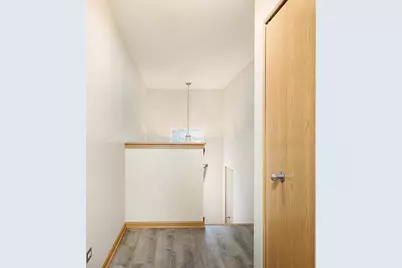 [Address not provided], Wheeling, IL 60090 - Photo 17