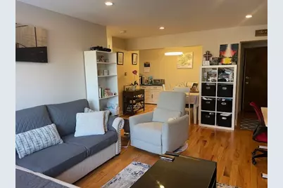 5310 N Chester Avenue #411, Chicago, IL 60656 - Photo 3