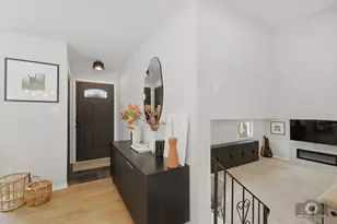 9930 La Reina Ct, Orland Park, IL 60462 - Photo 3