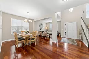 1709 Belcourt, Elgin, IL 60120 - Photo 3