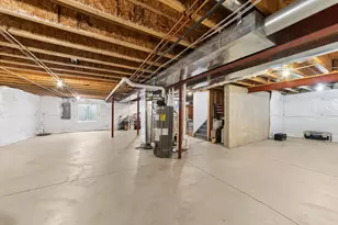 1709 Belcourt, Elgin, IL 60120 - Photo 23