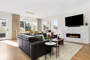 2227 W Huron St, Chicago, IL 60612 - Photo 9