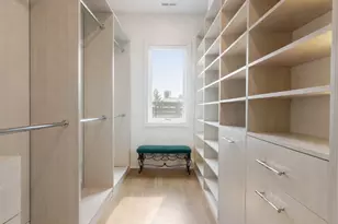 2227 W Huron St, Chicago, IL 60612 - Photo 19