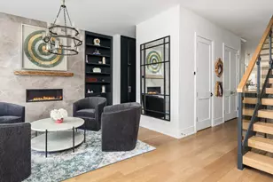 2227 W Huron St, Chicago, IL 60612 - Photo 3