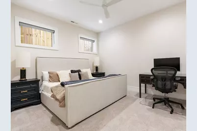 2227 W Huron Street, Chicago, IL 60612 - Photo 29