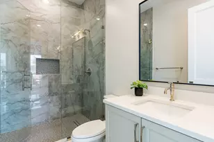 2227 W Huron St, Chicago, IL 60612 - Photo 21