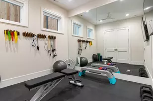 2227 W Huron St, Chicago, IL 60612 - Photo 31