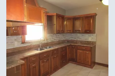 369 S Chicago Avenue, Kankakee, IL 60901 - Photo 15