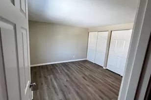 405 Colony Ct, Bolingbrook, IL 60440 - Photo 9