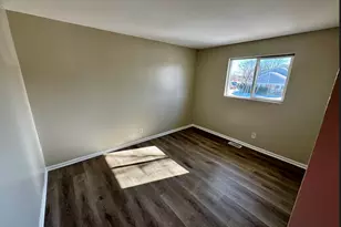 405 Colony Ct, Bolingbrook, IL 60440 - Photo 11