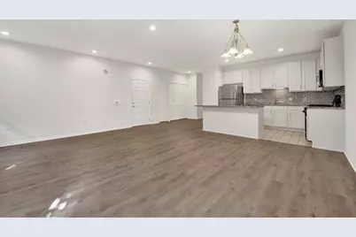 948 W 15th Place #1B, Chicago, IL 60608 - Photo 7