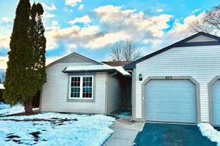 531 Lasalle Ln, Buffalo Grove, IL 60089 - Photo 1